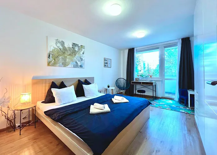 Jana's Apartment, Free Parking * פראג